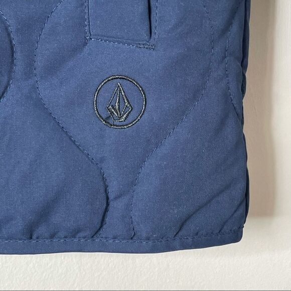 Volcom Reversible Navy Liner Insulated Jacket NEW - Picture 5 of 12